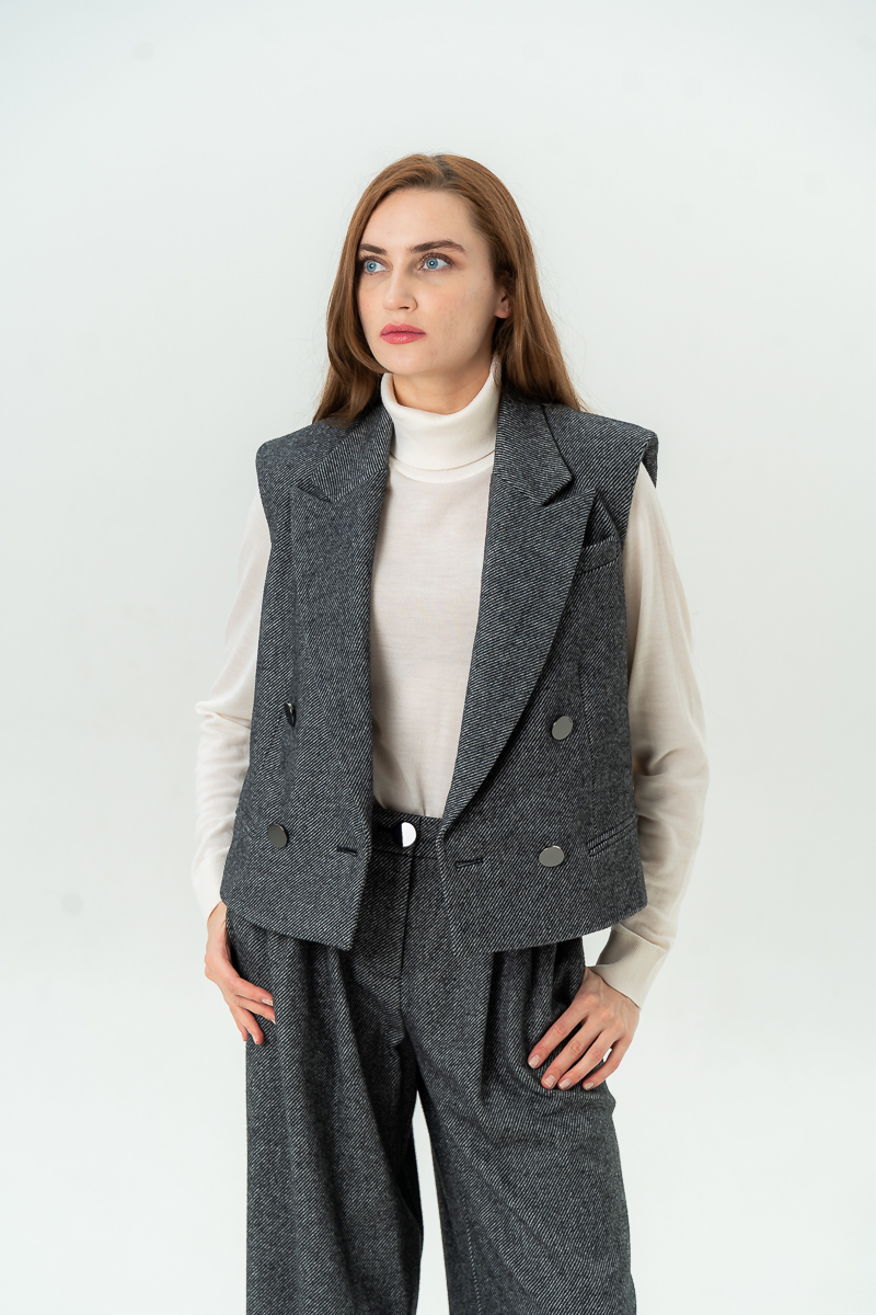 Жилет ARMANI EXCHANGE XW001774AF16146---M8049